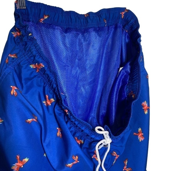 Old Navy men's size XXL novelty parrot print on blue swim trunks - Picture 4 of 5